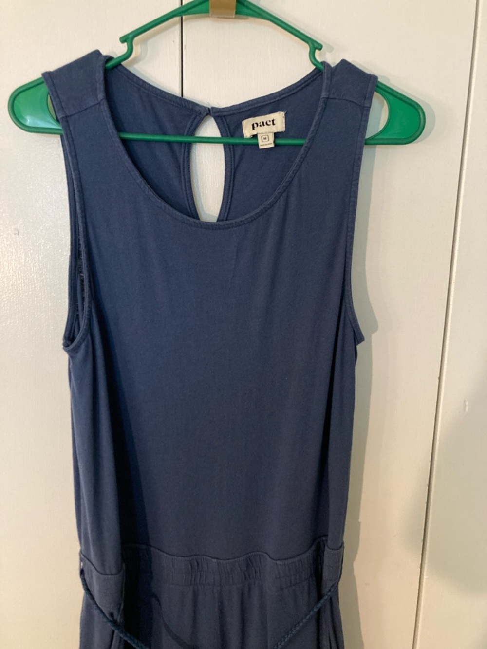 Pact Sleeveless Navy Jumpsuit with Keyhole Back size M - Picture 2 of 8
